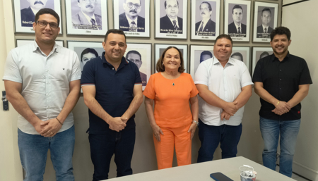 Marcaram presença a diretora geral, professora Tânia Sampaio, o diretor acadêmico, professor José Ribamar Torres, o presidente da APPM, Antoniel de Sousa Silva